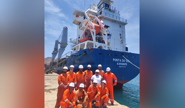 Navio Ponta do Sol passa a operar com bandeira de Cabo Verde nas rotas interilhas