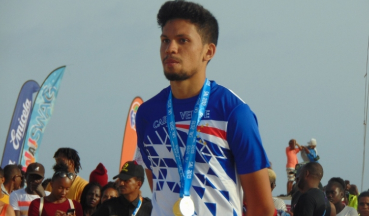 Sal 2019. Nicholas Barros dá ouro e prata a Cabo Verde em futebol freestyle