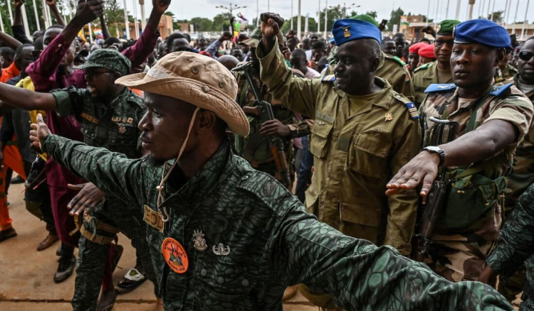 Níger: Chefes militares Da CEDEAO debatem esta semana eventual intervenção no país