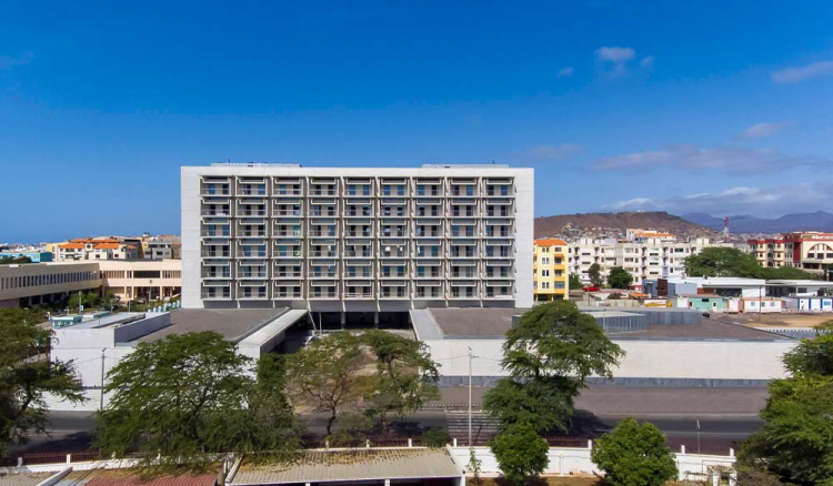 Banco central revê em alta previsão de crescimento de Cabo Verde para 6,6% este ano
