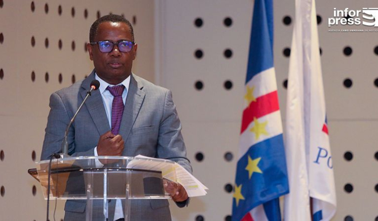 Vice-PM alerta para aumento do pre&ccedil;o do petr&oacute;leo e o seu impacto em Cabo Verde