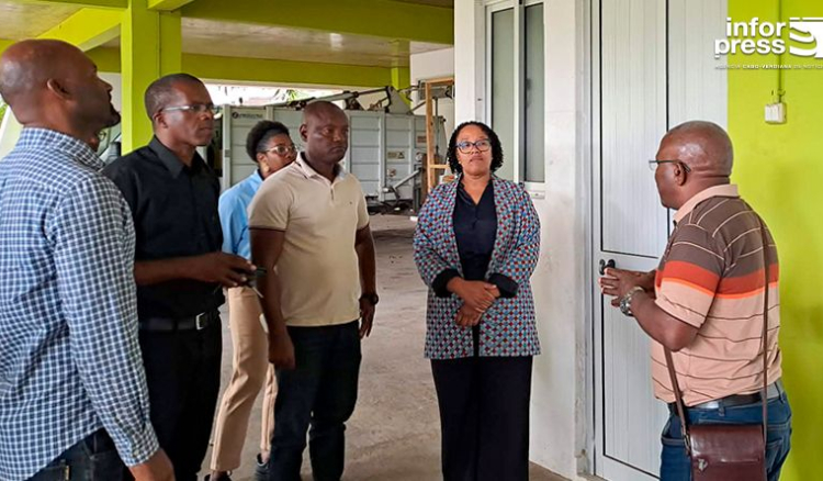 Deputados do PAICV auscultam população e apontam falhas do Governo em São Salvador do Mundo