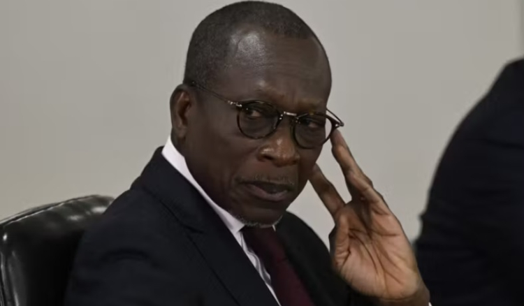 A verdadeira intenção! CEDEAO condena o golpe para apoiar um golpista