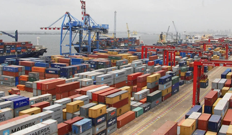 Dakar tem o porto de contentores mais bem classificado da África Subsaariana