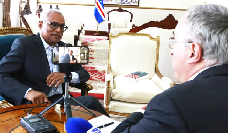 José Maria Neves preocupado com regras mais restritas à imigração em Portugal