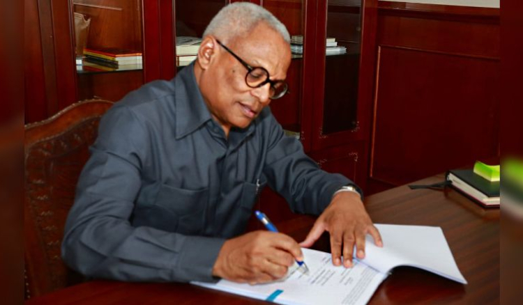 Or&ccedil;amento do Estado promulgado pelo Presidente da Rep&uacute;blica