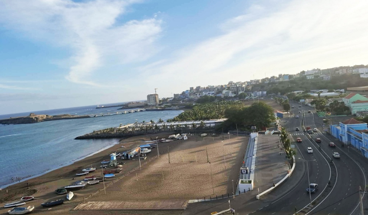 C&acirc;mara da Praia avan&ccedil;a com provid&ecirc;ncia cautelar para restitui&ccedil;&atilde;o da Gamboa