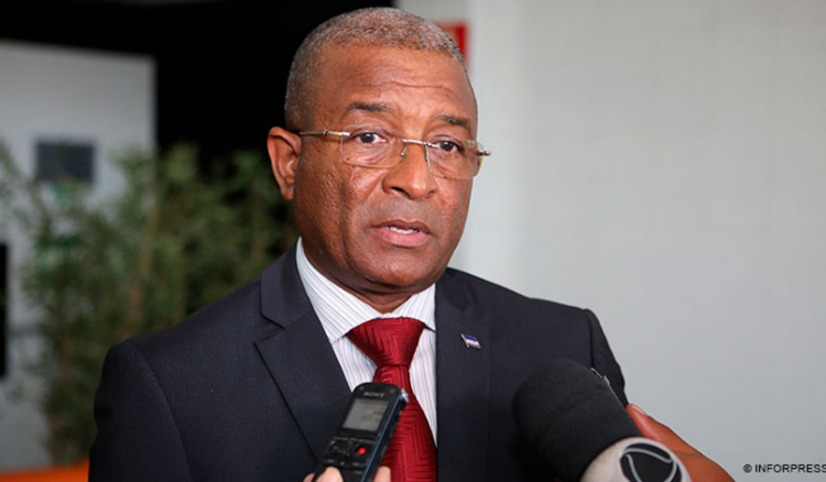 Procurador-Geral da República diz que foco em caso envolvendo jornalistas “está mal direccionado”