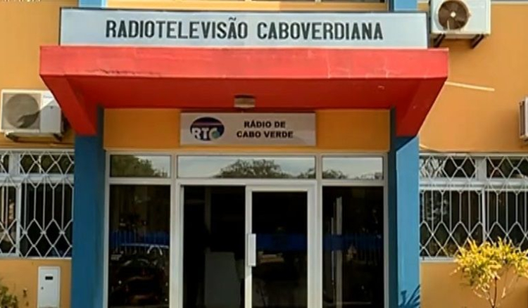 MpD apresenta queixa contra RCV à ARC, rádio pública remete pronunciamento para sexta-feira