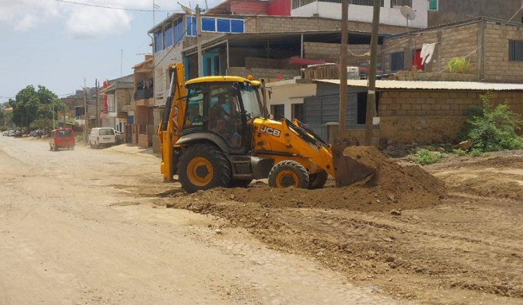 Praia: Câmara Municipal realiza trabalhos de limpeza e desobstrução de vias