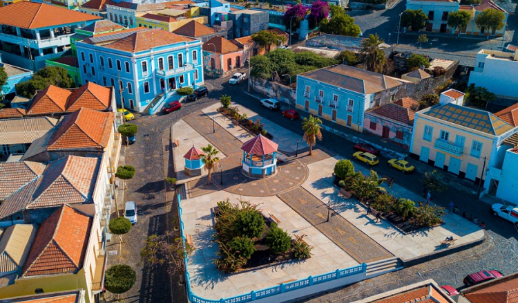 Fogo: Distribuição de energia “normalizada”, mas falta de água continua