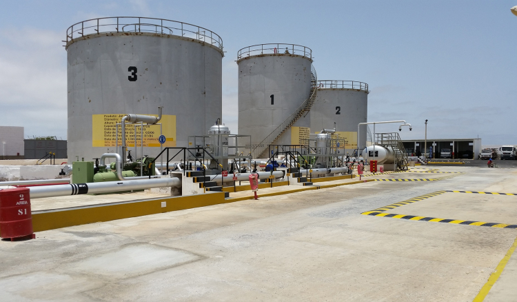 Fatura da importação de combustíveis por Cabo Verde aumentou 77% até fevereiro