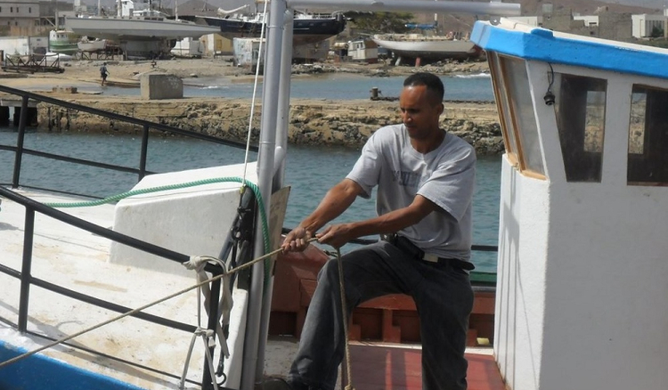 Depend&ecirc;ncia da UE &eacute; prejudicial ao desenvolvimento da pesca em Cabo Verde