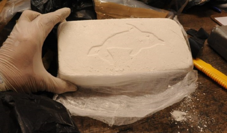 São Vicente: Mulher detida no aeroporto na posse de 25 quilos de cocaína