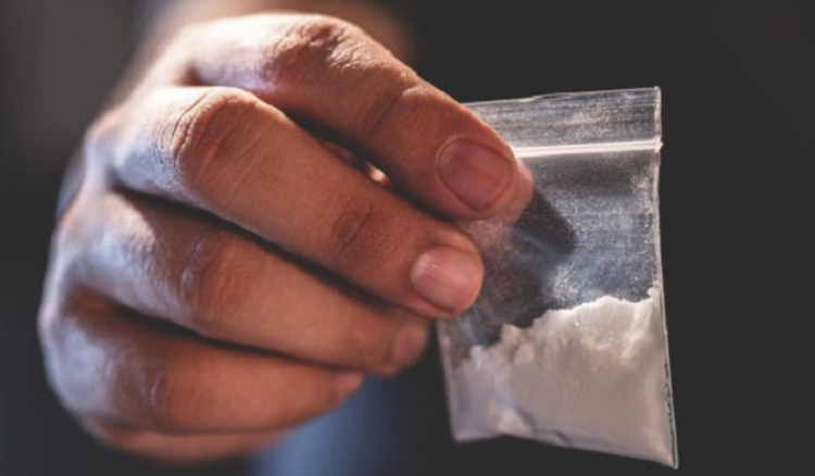 S&atilde;o Vicente: Tr&ecirc;s suspeitos de tr&aacute;fico de droga em pris&atilde;o preventiva