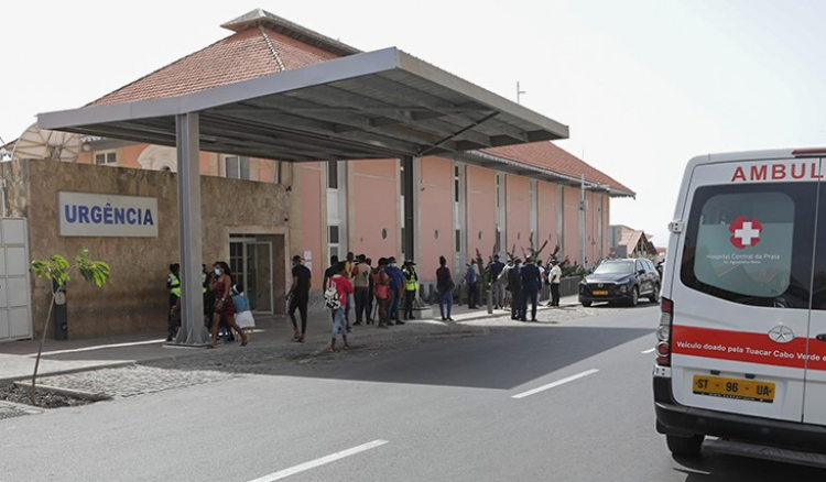 Covid-19: Duas equipas do INEM chegam hoje a Cabo Verde para ajudar hospitais