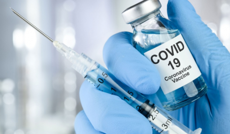 Vacinação/Covid-19: Ministério da Saúde recomenda quarta doze