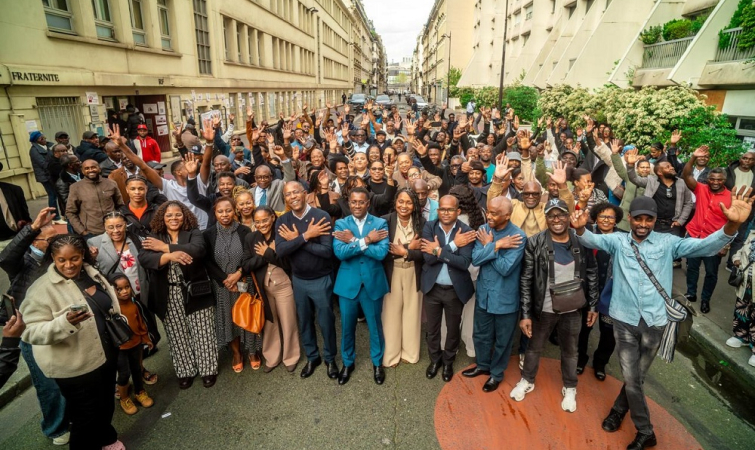 Francisco Carvalho em &ldquo;mar&eacute; alta&rdquo; na di&aacute;spora europeia