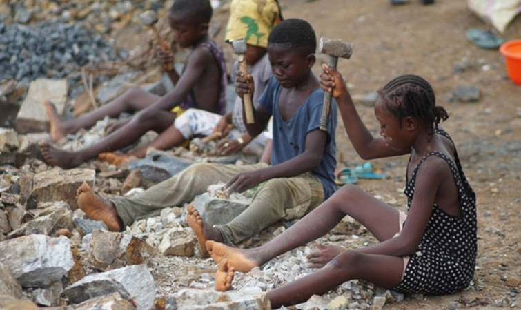 Cabo Verde, Brasil e Angola s&atilde;o exemplos contra o trabalho infantil