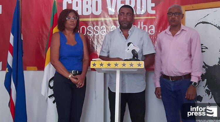 São Vicente: PAICV reitera que solução para impasse na câmara “está nas mãos” de Augusto Neves