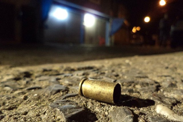 Última Hora/Praia: Guarda Prisional morto a tiro em Achada Grande Trás