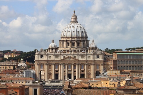 Conclave: Colégio de Cardeais mais diverso numa Igreja a várias velocidades