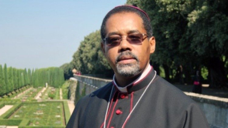 Transportes Interilhas: Bispo da Diocese de Mindelo critica “falta de consideração e respeito pelos passageiros”