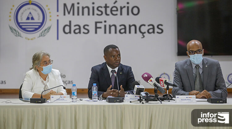 Cabo Verde precisa de cerca de 80 milhões de euros para fazer face à tripla crise – Olavo Correia