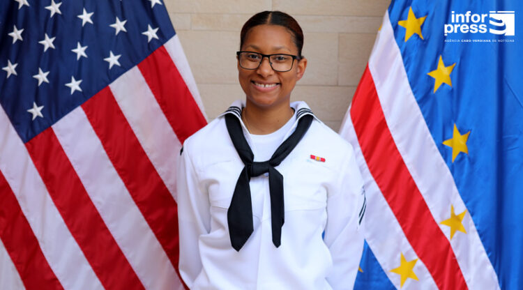 Érica Lopes, uma jovem crioula nas fileiras da marinha militar dos EUA