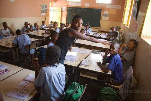 Covid-19. Institutos de Saúde Pública da CPLP vão estudar impacto da abertura de escolas