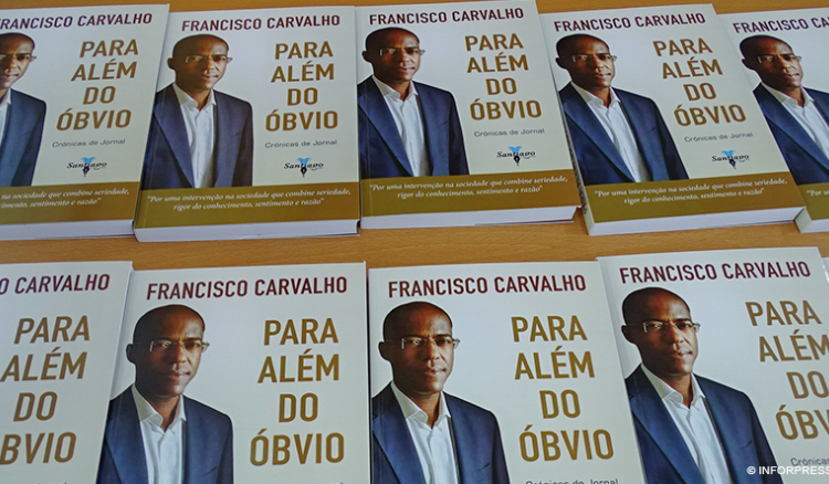 “Para Além do Óbvio”, de Francisco Carvalho, apresenta-se no Seixal