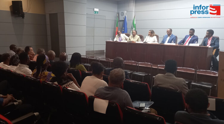 Portugal: Movimento Olhar da Diáspora debateu poder local e segurança na cidade da Praia em diálogos com a diáspora