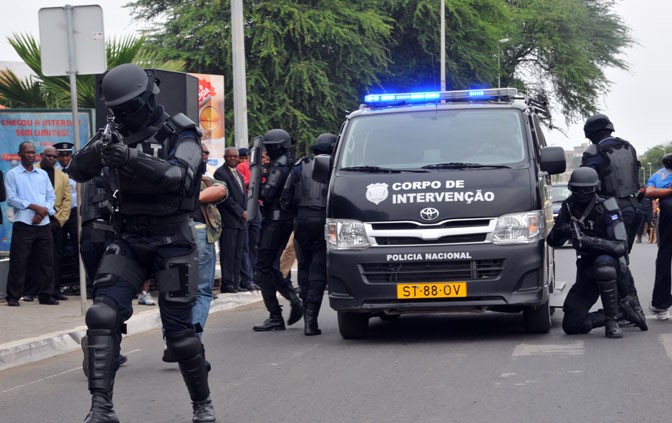 Praia: Operação da Polícia Nacional resulta em quatro detenções para encaminhamento ao Ministério Público
